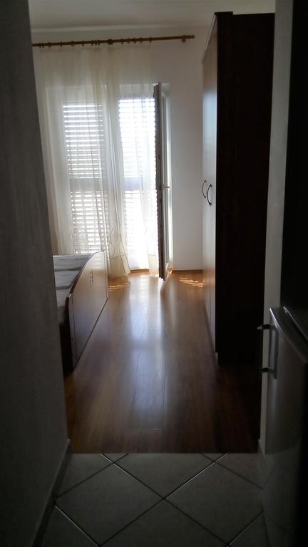 Guest House Karevic Hvar Town Bagian luar foto