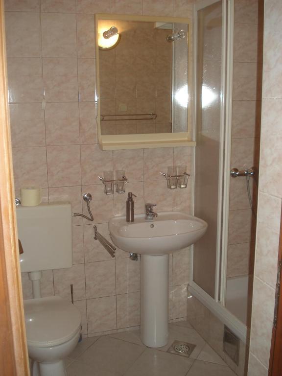 Guest House Karevic Hvar Town Ruang foto